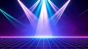 紫と水色のネオン光線がグリッド床の上で交差しているサイバーパンク風のステージ空間